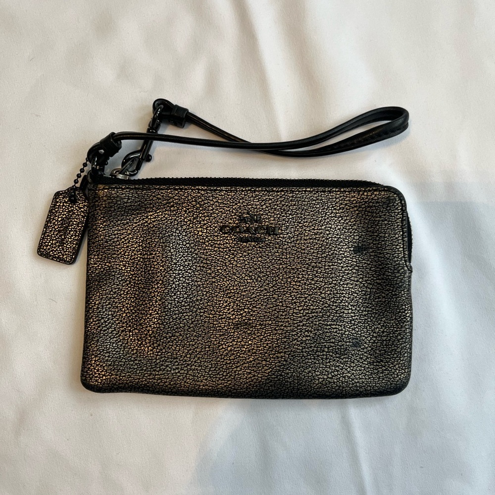 Coach Metallic Wristlet Black Gold Pebbled Leather Zip Clutch